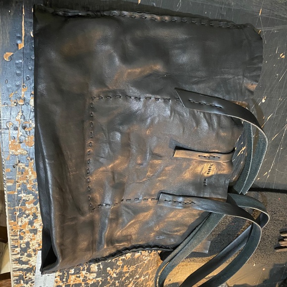 Handcrafted Leather bag - Picture 6 of 6